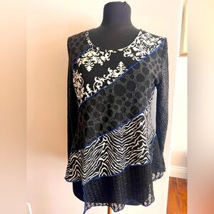 Elegant Black and White Patterned Women's Top